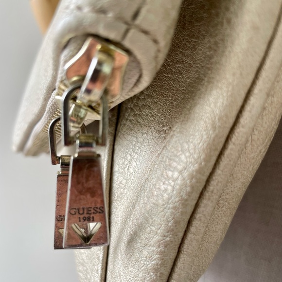 Gold Guess Purse with Chain - Picture 1 of 9